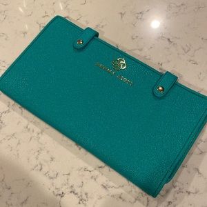 Kendra Scott jewelry travel case